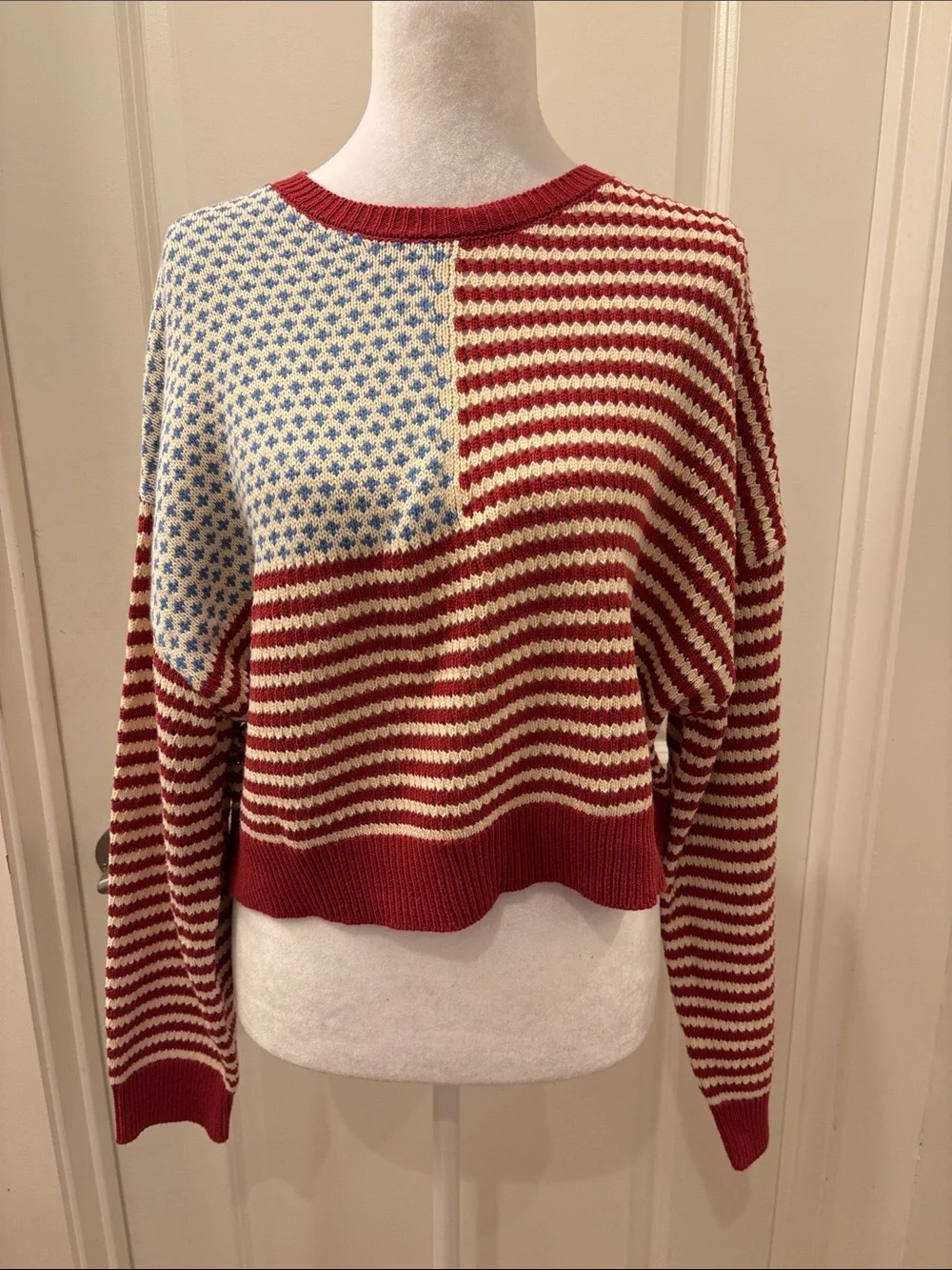 NWT SOHO & Stella US flag Striped open knit Sweater- XL